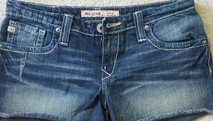 Big Star shorts size 31